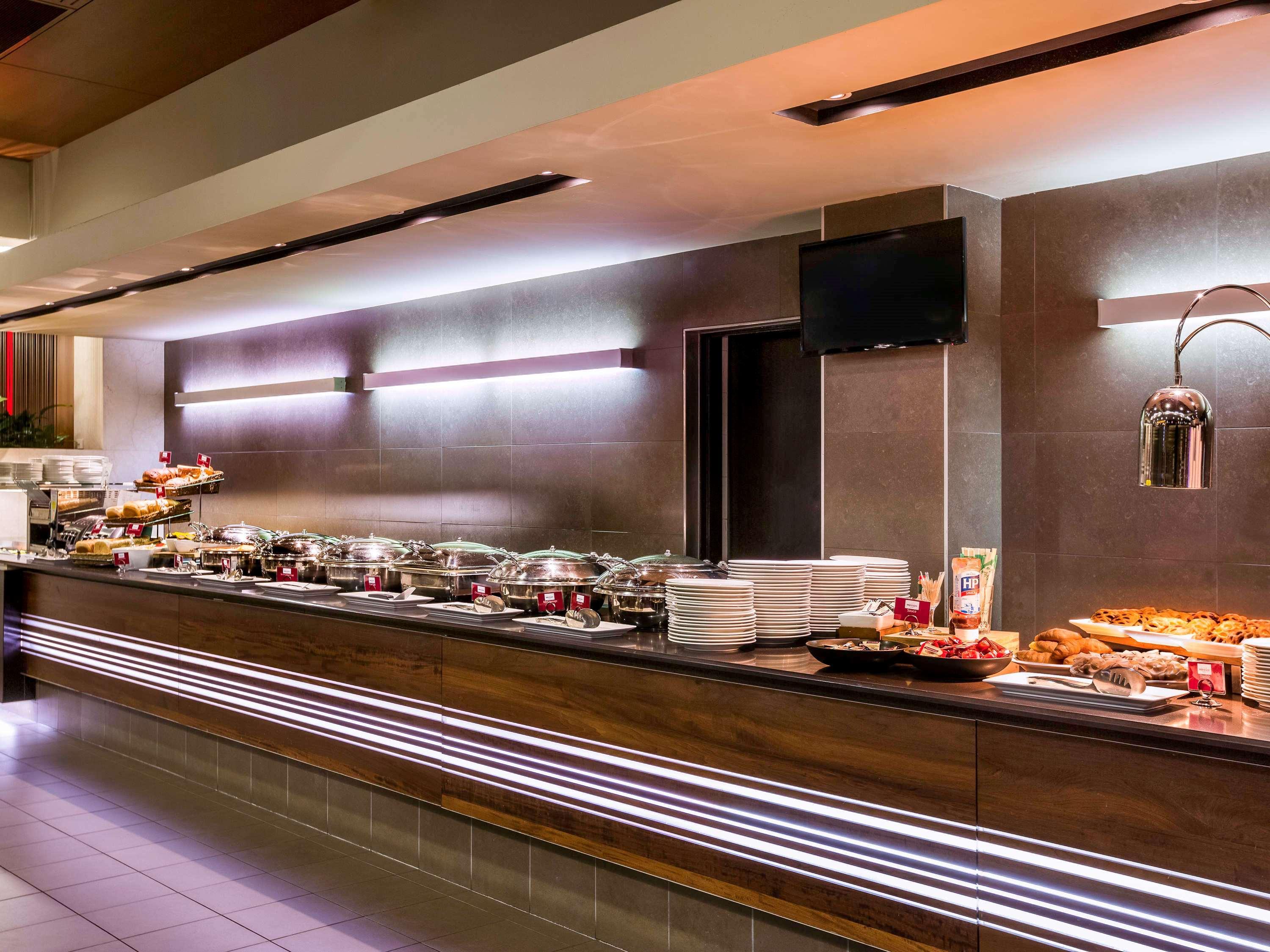 Mercure Sydney Liverpool Esterno foto